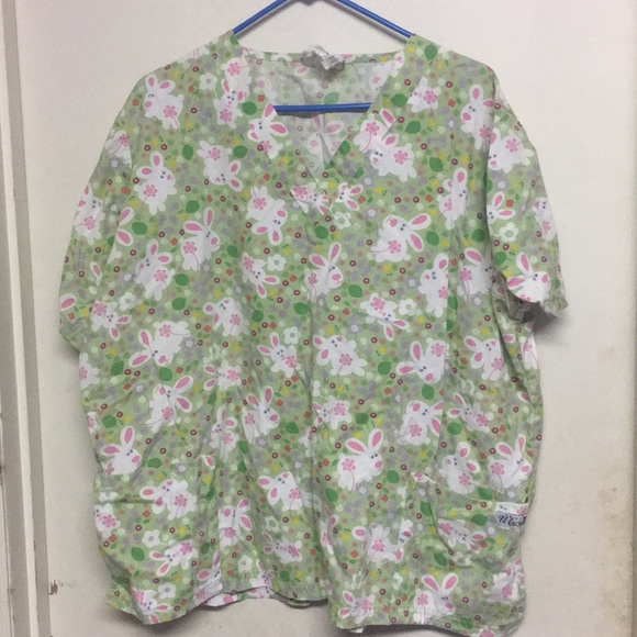 Plus Size Scrub top - Picture 1 of 1